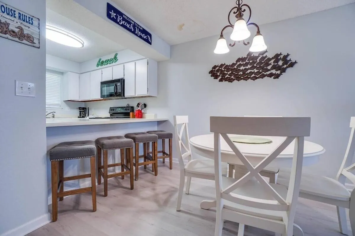 Softsands Hideaway - Portside Resort - Sleeps 6 Панама-Сити 0*,  США